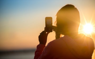 Sociale media en hun rol op zelfbeeld en zelfvertrouwen